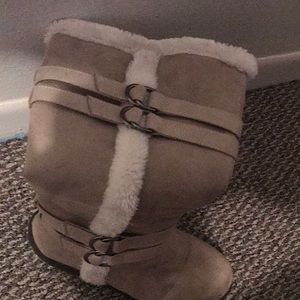 Hot cake boots size 7 1/2M